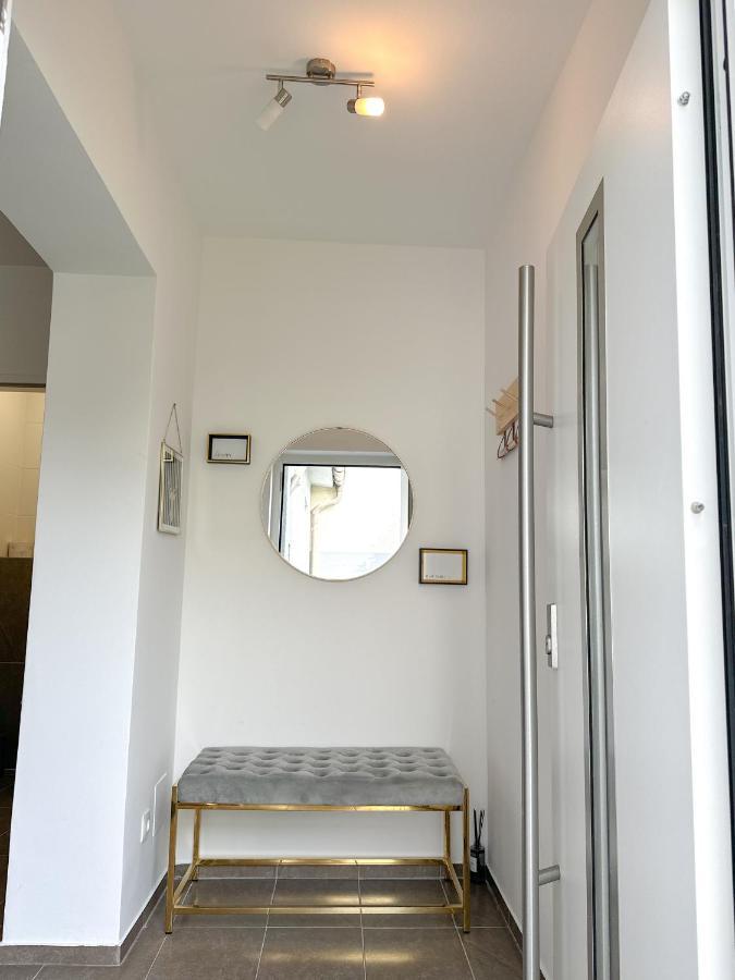 Modernes Haus Naehe Parndorf Apartment Bruck an der Leitha Bagian luar foto